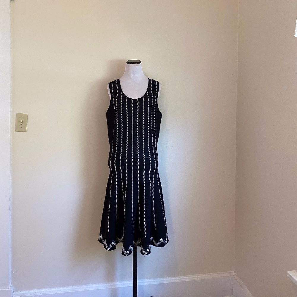 Bellario Size 12 Fit & Flare Black White Dress...